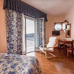 Minso 2* Sanxenxo