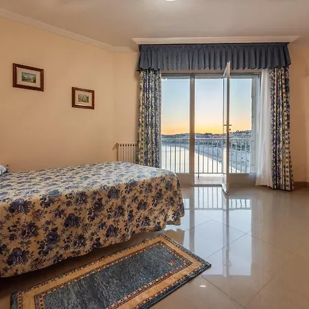 Minso Otel Sanxenxo